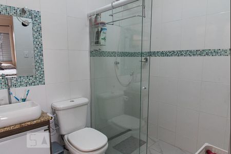 Banheiro da suíte de casa à venda com 3 quartos, 164m² em Vila Brasílio Machado, São Paulo