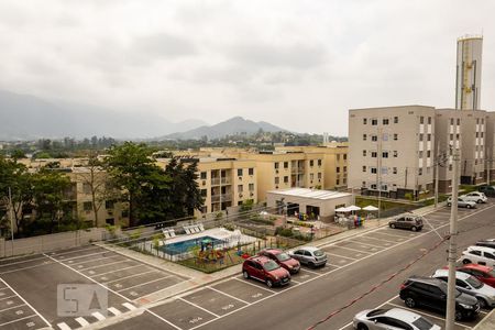 Vista do Quarto 1 de apartamento para alugar com 2 quartos, 42m² em Campo Grande, Rio de Janeiro