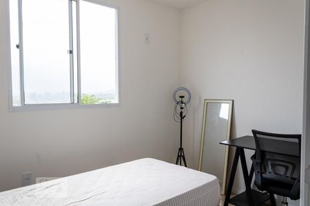 Quarto 1 de apartamento para alugar com 2 quartos, 42m² em Campo Grande, Rio de Janeiro