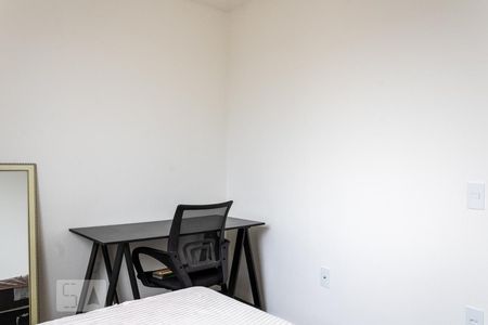 Quarto 1 de apartamento para alugar com 2 quartos, 42m² em Campo Grande, Rio de Janeiro