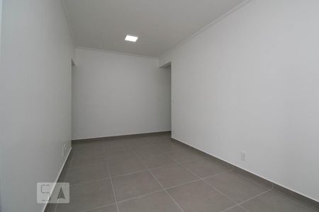 Sala de kitnet/studio para alugar com 1 quarto, 40m² em Belenzinho, São Paulo