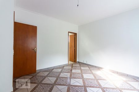 Suíte  de casa à venda com 3 quartos, 280m² em Vila Campesina, Osasco