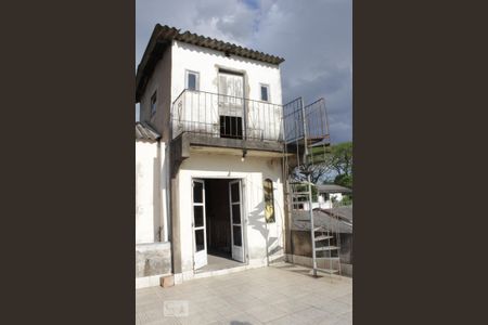 Casa para alugar com 498m², 3 quartos e 2 vagas Casa para alugar com 498m², 3 quartos e 2 vagasDetalhes Sacada Fundos