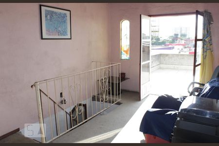 Casa para alugar com 498m², 3 quartos e 2 vagas Casa para alugar com 498m², 3 quartos e 2 vagasSaída Sacada Fundos