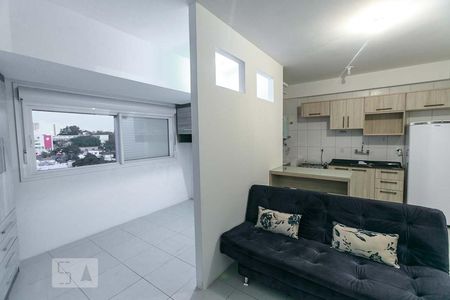 Sala de apartamento para alugar com 1 quarto, 31m² em Santo Antônio, Porto Alegre