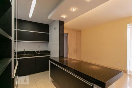 Cozinha de apartamento à venda com 2 quartos, 80m² em Castelo, Belo Horizonte