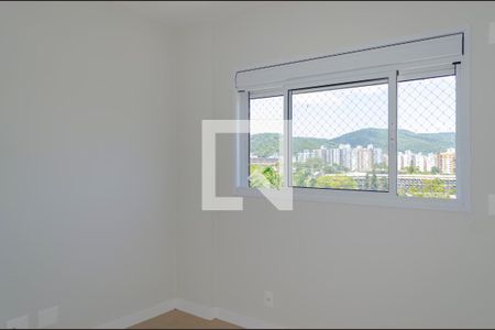 Quarto de apartamento para alugar com 2 quartos, 65m² em Itacorubi, Florianópolis