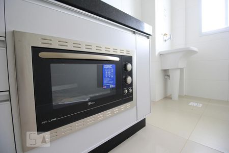 Cozinha de apartamento para alugar com 2 quartos, 65m² em Itacorubi, Florianópolis