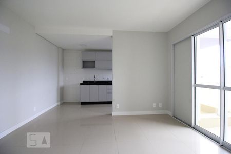 Apartamento para alugar com 65m², 2 quartos e 1 vagaSala