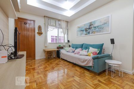 Sala de apartamento para alugar com 2 quartos, 65m² em Copacabana, Rio de Janeiro