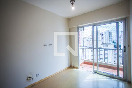 Sala de Estar de apartamento para alugar com 1 quarto, 50m² em Parque Imperial, São Paulo