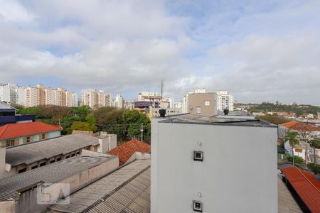 Vista do Quarto 1 de apartamento para alugar com 2 quartos, 65m² em Passo da Areia, Porto Alegre