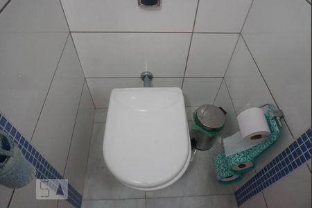 Lavabo de casa à venda com 3 quartos, 200m² em Vila Lais, São Paulo