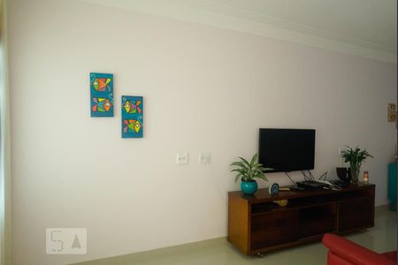 Sala de casa à venda com 3 quartos, 200m² em Vila Lais, São Paulo