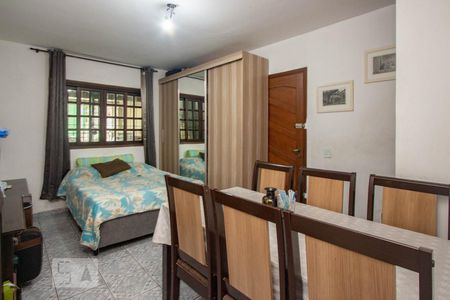 Sala de casa à venda com 3 quartos, 125m² em Jardim Mirna, Taboão da Serra