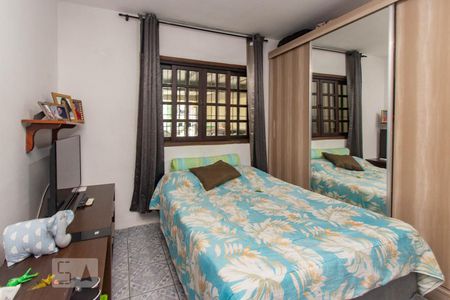 Sala de casa à venda com 3 quartos, 125m² em Jardim Mirna, Taboão da Serra