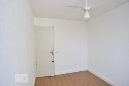 Quarto 1 de apartamento para alugar com 2 quartos, 62m² em Taquara, Rio de Janeiro