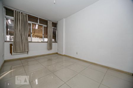 Quarto 2 de apartamento para alugar com 3 quartos, 110m² em Centro, Niterói