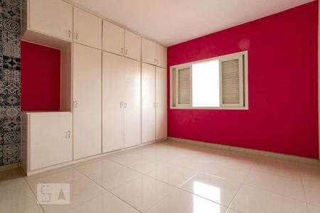 Suíte de casa à venda com 3 quartos, 250m² em Chacara Inglesa , São Paulo