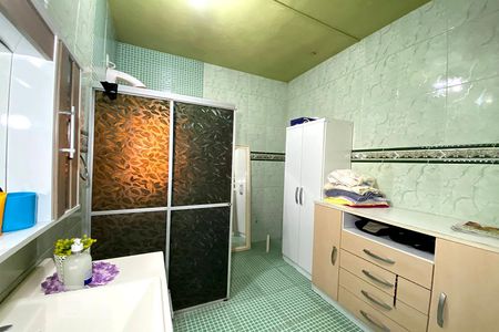 Banheiro da Suíte  de casa à venda com 3 quartos, 230m² em Industrial, Novo Hamburgo