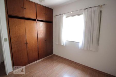 Casa à venda com 157m², 4 quartos e 3 vagas Casa à venda com 157m², 4 quartos e 3 vagasSuíte 1