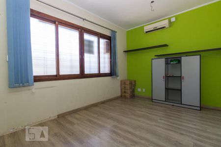 Quarto Suíte de casa à venda com 6 quartos, 150m² em Floresta, Porto Alegre