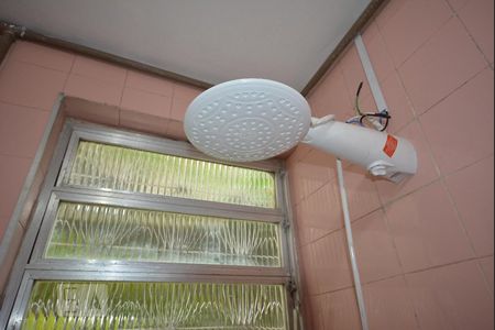 Banheiro Social - Chuveiro  de apartamento para alugar com 1 quarto, 70m² em Glória, Rio de Janeiro