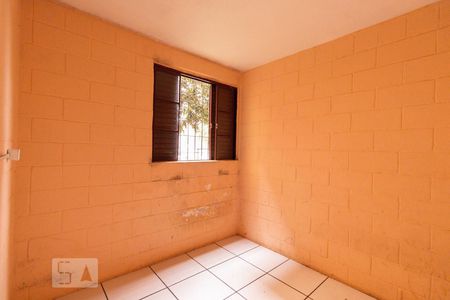 Quarto 2 de apartamento à venda com 2 quartos, 42m² em Rubem Berta, Porto Alegre