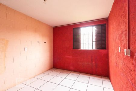 Sala de apartamento à venda com 2 quartos, 42m² em Rubem Berta, Porto Alegre