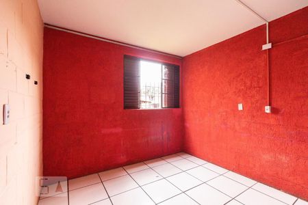 Sala de apartamento à venda com 2 quartos, 42m² em Rubem Berta, Porto Alegre