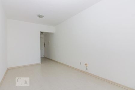 Sala de apartamento para alugar com 3 quartos, 78m² em Chácara das Pedras, Porto Alegre