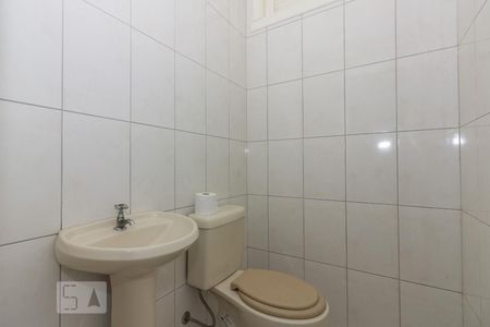 Lavabo de apartamento para alugar com 3 quartos, 78m² em Chácara das Pedras, Porto Alegre