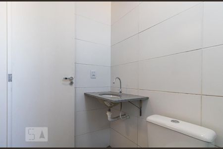 Banheiro da Suíte  de apartamento à venda com 2 quartos, 55m² em Sarandi, Porto Alegre