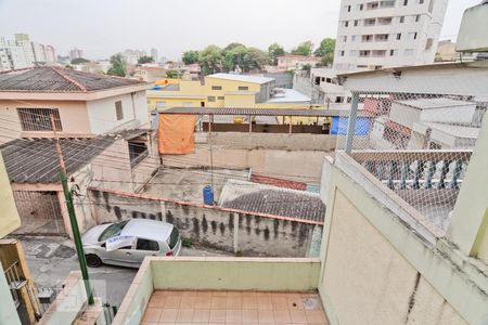 Vista do Quarto 1 de casa para alugar com 2 quartos, 137m² em Jardim Mariliza, São Paulo