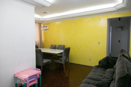 Sala de apartamento à venda com 3 quartos, 79m² em Itaquera, São Paulo