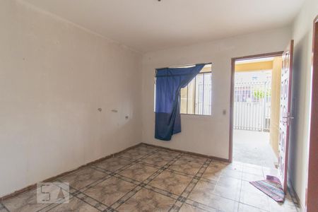 Sala de casa para alugar com 3 quartos, 80m² em Tatuquara, Curitiba