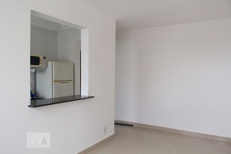 Sala de apartamento à venda com 2 quartos, 43m² em Coronel Aparicio Borges, Porto Alegre