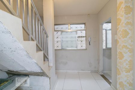 Hall Primeiro Andar de casa para alugar com 2 quartos, 80m² em Oswaldo Cruz, Rio de Janeiro