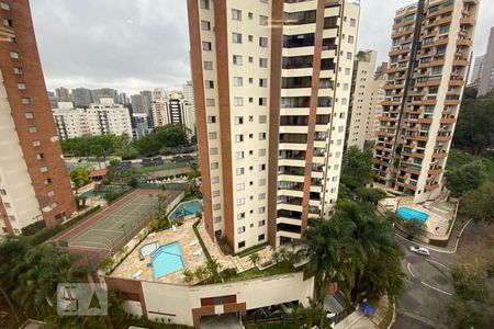 Vista da Sala  de apartamento à venda com 3 quartos, 109m² em Vila Suzana, São Paulo