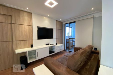 Sala de TV de apartamento à venda com 3 quartos, 109m² em Vila Suzana, São Paulo
