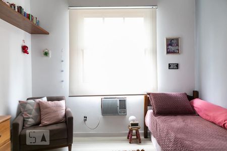 Quarto de apartamento para alugar com 3 quartos, 170m² em Pompéia, Santos