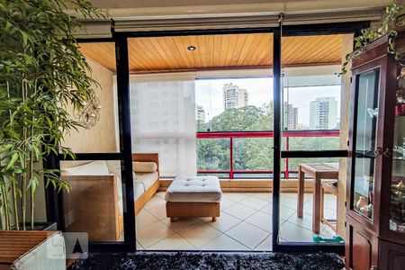 Varanda de apartamento para alugar com 4 quartos, 163m² em Vila Suzana, São Paulo