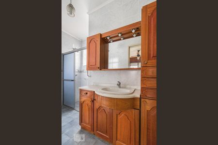 Banheiro da Suíte de casa à venda com 3 quartos, 148m² em Sarandi, Porto Alegre