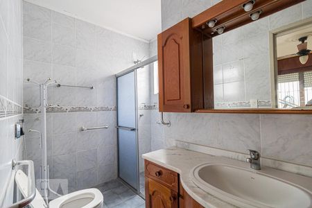Banheiro da Suíte de casa à venda com 3 quartos, 148m² em Sarandi, Porto Alegre