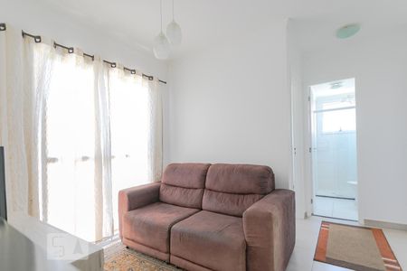 Sala de apartamento para alugar com 2 quartos, 45m² em Vila Mogilar, Mogi das Cruzes