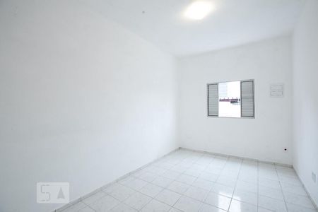 Quarto 1 de casa para alugar com 2 quartos, 72m² em Parque Residencial D’abril, São Paulo