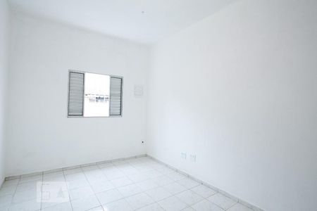 Quarto 1 de casa para alugar com 2 quartos, 72m² em Parque Residencial D’abril, São Paulo