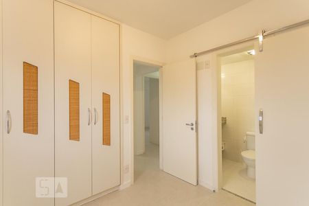 Suíte  de apartamento para alugar com 3 quartos, 86m² em Alto da Lapa, São Paulo