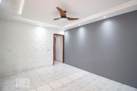 Sala de casa para alugar com 2 quartos, 75m² em Parque Almerinda Pereira Chaves, Jundiaí