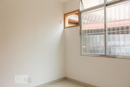 Quarto 1 de apartamento para alugar com 2 quartos, 51m² em Campo Grande, Rio de Janeiro